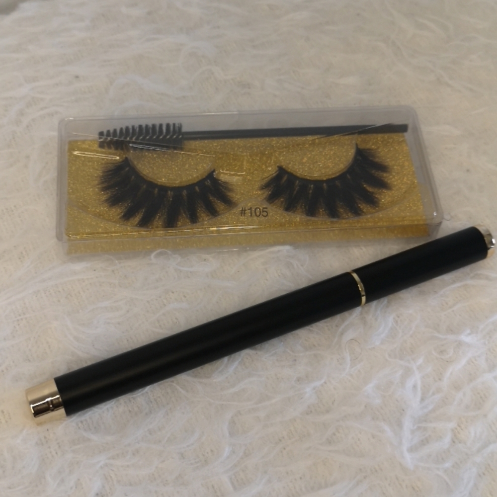 NWOT 2 in 1 Black Eyeliner and Eyelash Adhesive